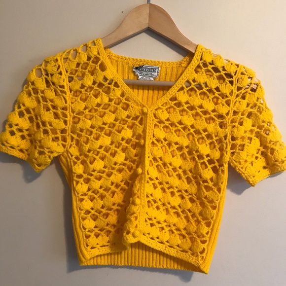 Golden yellow knit acrylic blouse - Picture 1 of 4